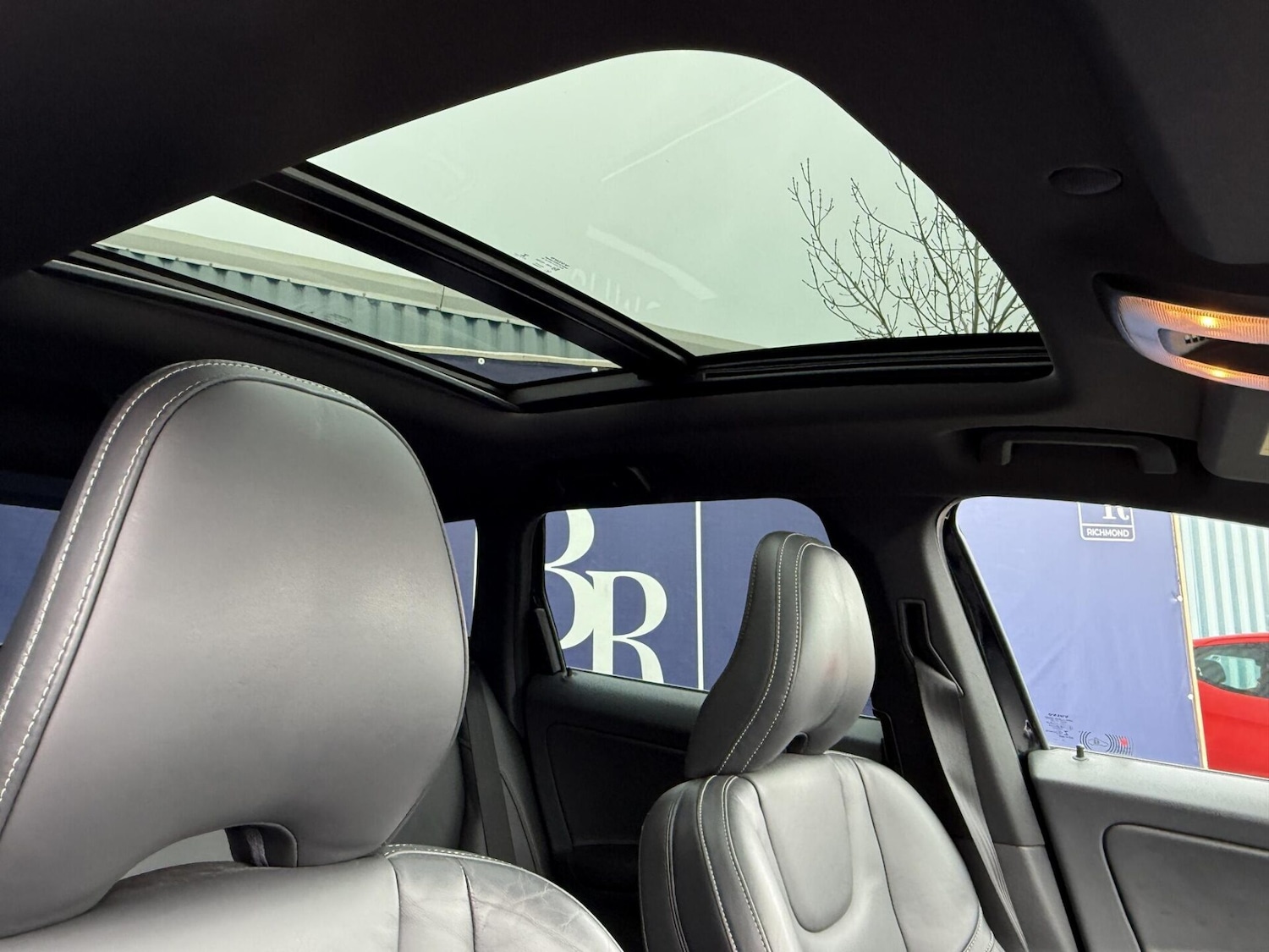 Used Volvo XC60 2015 for sale - 77779373: Photo 45