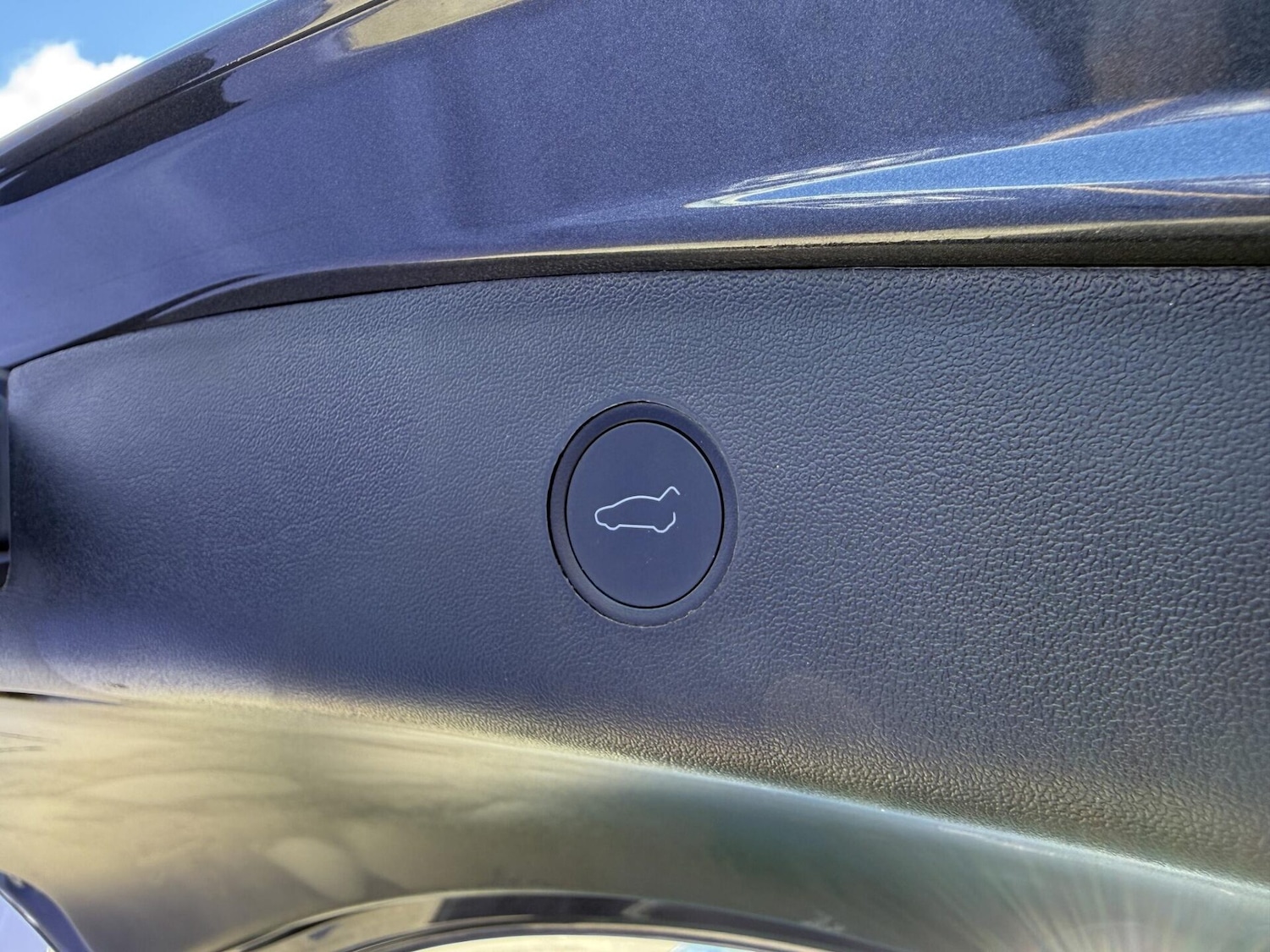 Used Tesla Model 3 2023 for sale - 78084097: Photo 21