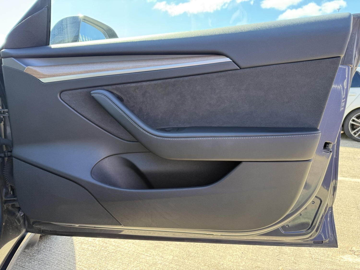 Used Tesla Model 3 2023 for sale - 78084097: Photo 28