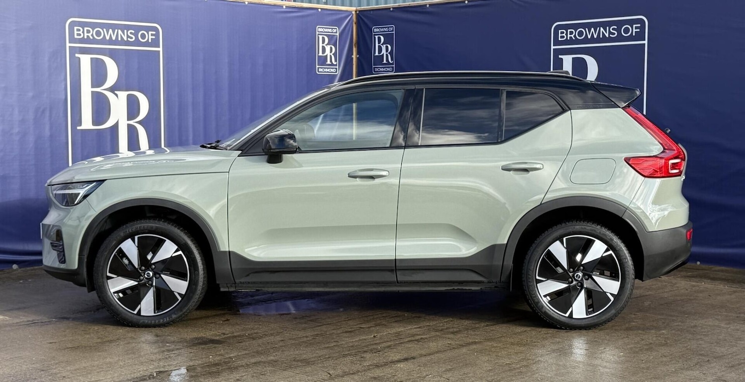Used Volvo XC40 2023 for sale - 76518549: Photo 10