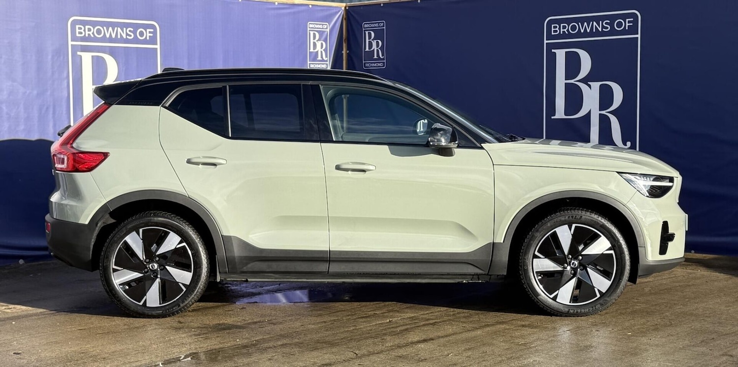Used Volvo XC40 2023 for sale - 76518549: Photo 4