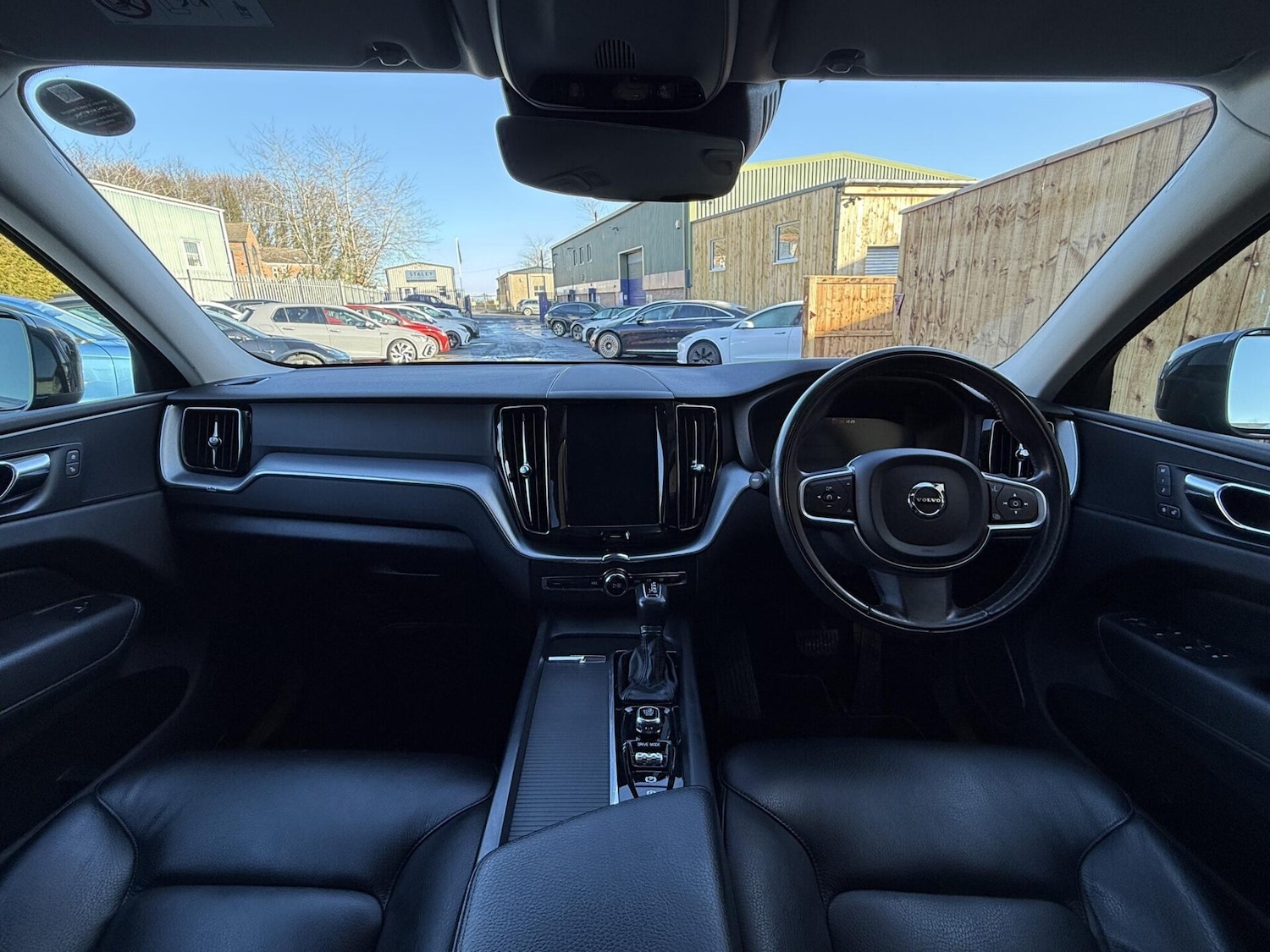 Used Volvo XC60 2018 for sale - 77161287: Photo 19