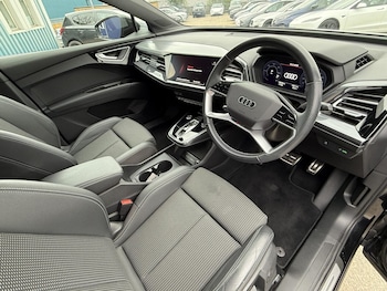 Used Audi Q4 e-tron 2023 for sale - 78605051: Photo