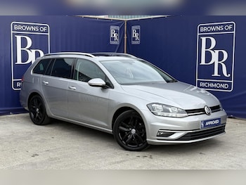 Volkswagen - Golf