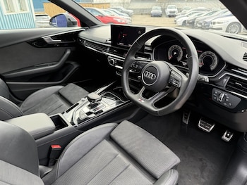 Used Audi A4 2022 for sale - 77947176: Photo