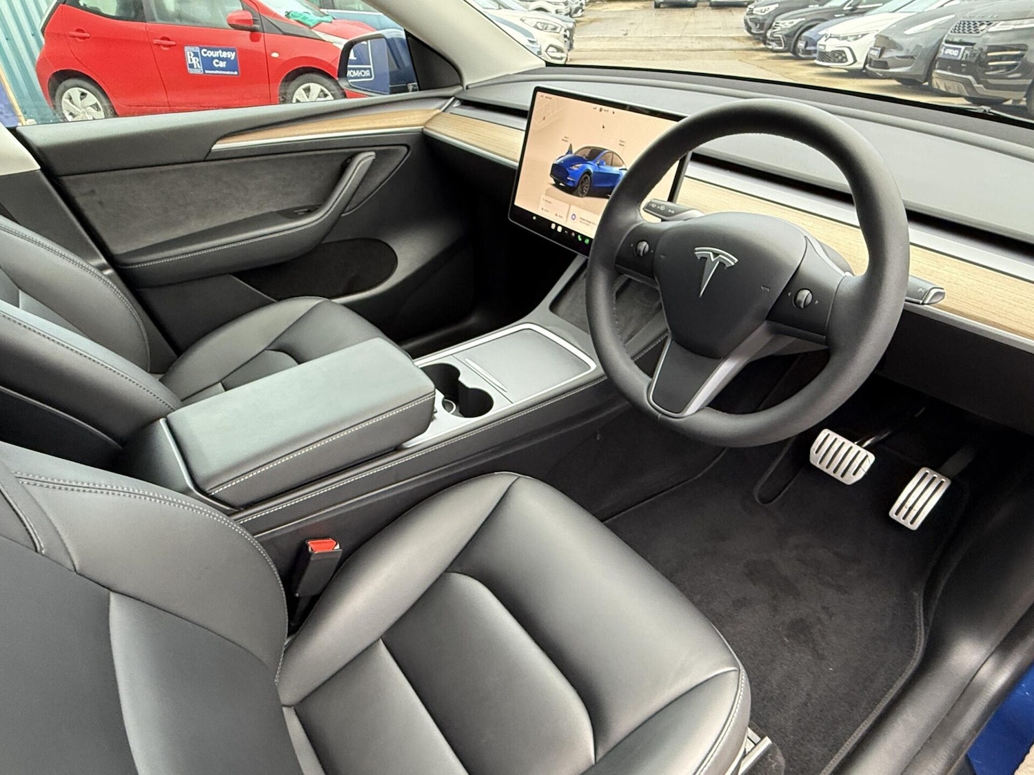 Used Tesla Model Y 2023 for sale - 76748953: Photo 3