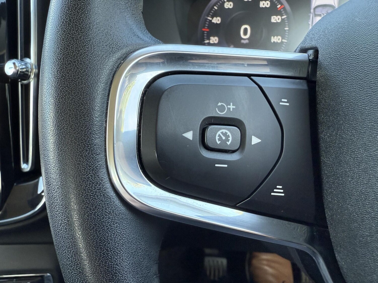 Used Volvo XC40 2021 for sale - 75996641: Photo 26