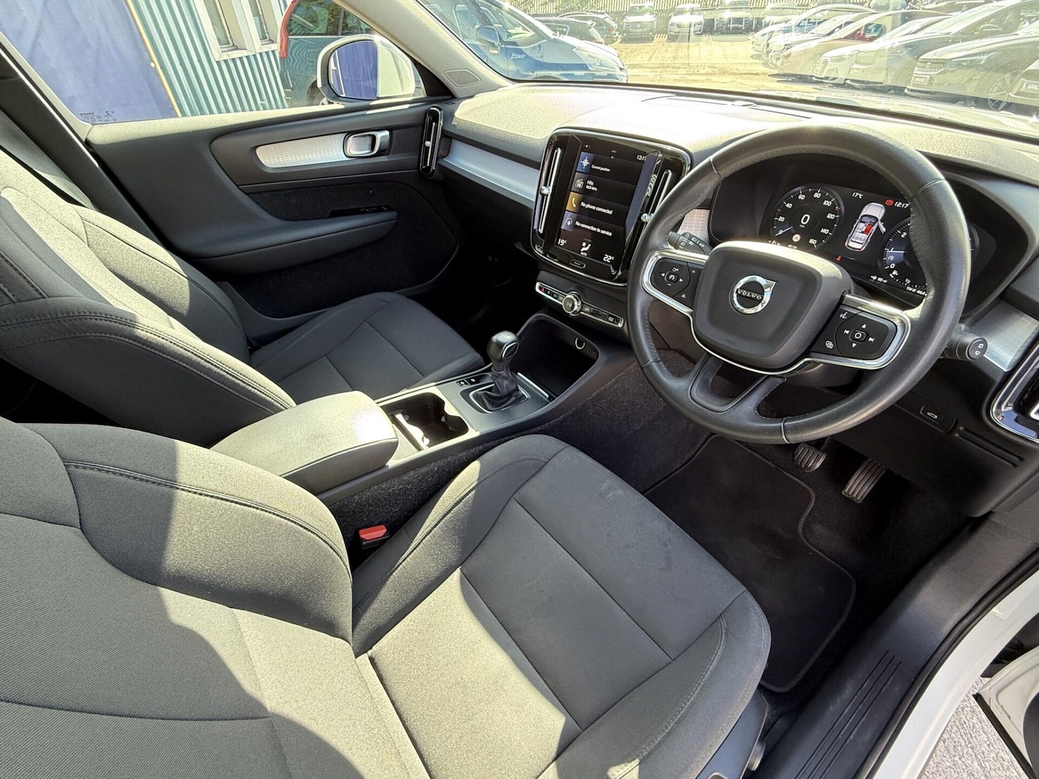 Used Volvo XC40 2021 for sale - 75996641: Photo 3