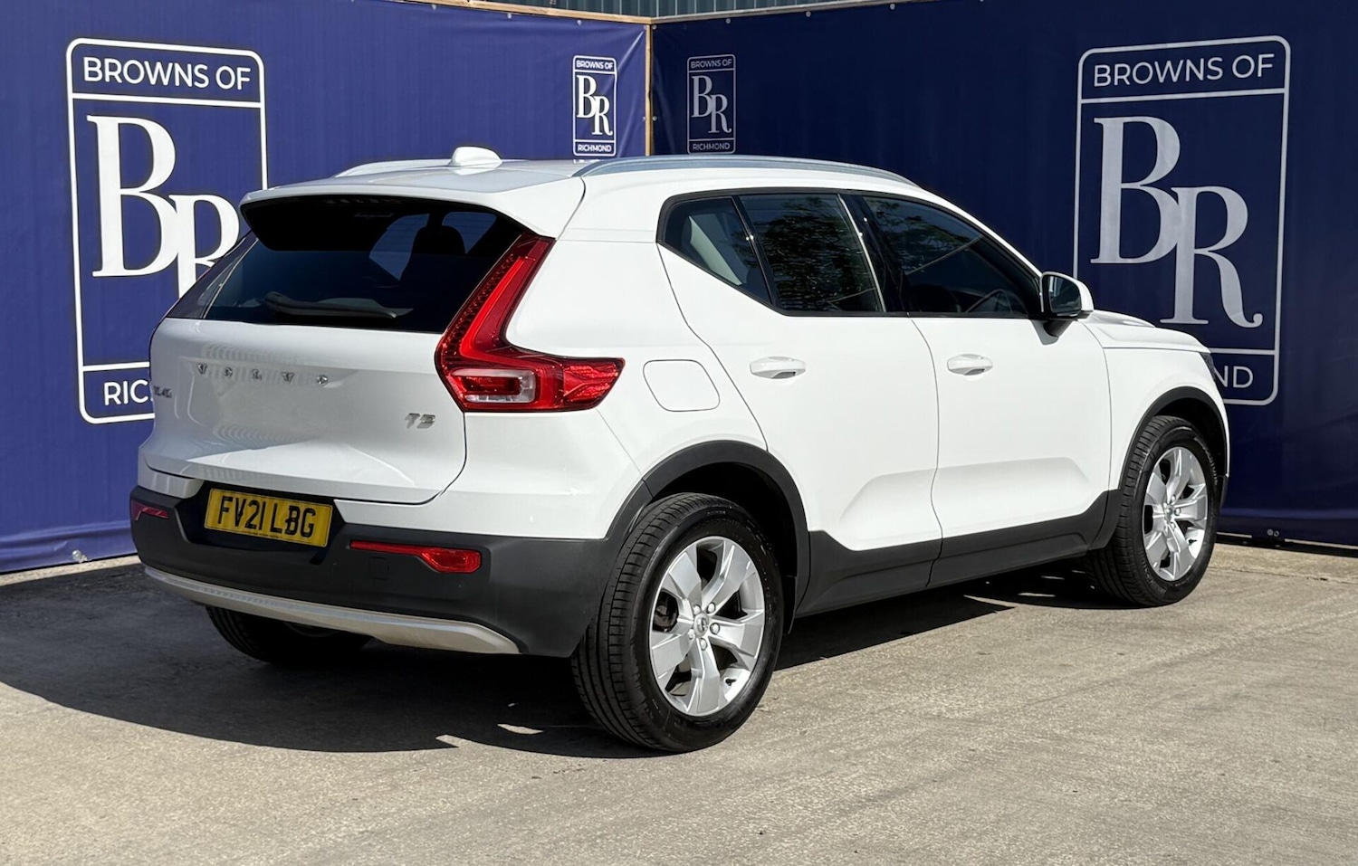 Used Volvo XC40 2021 for sale - 75996641: Photo 5