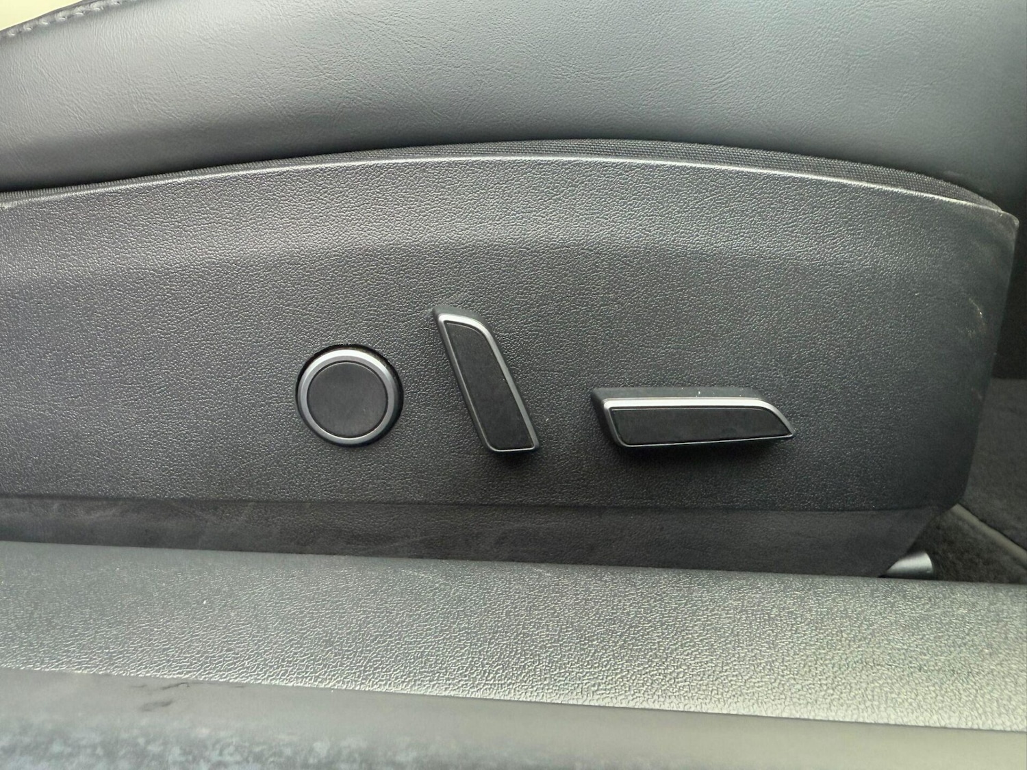 Used Tesla Model 3 2021 for sale - 77044738: Photo 30