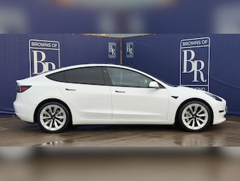 Used Tesla Model 3 2021 for sale - 77044738: Photo