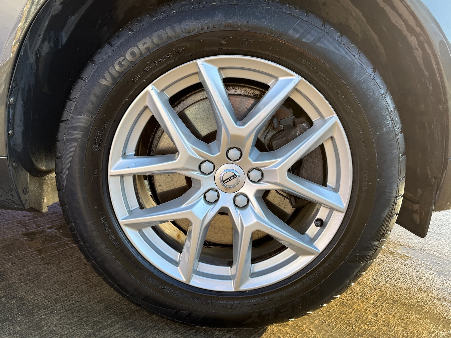 Used Volvo XC60 2018 for sale - 77208240: Photo 11