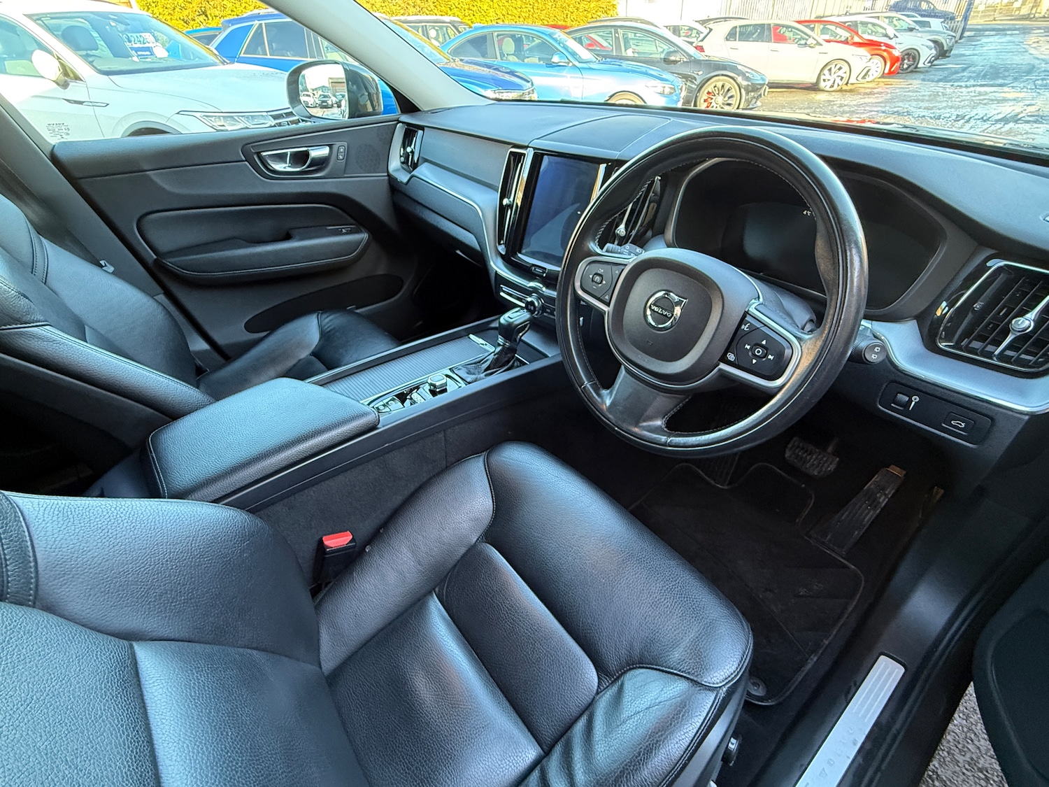 Used Volvo XC60 2018 for sale - 77208240: Photo 20