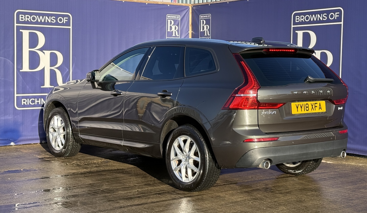 Used Volvo XC60 2018 for sale - 77208240: Photo 5