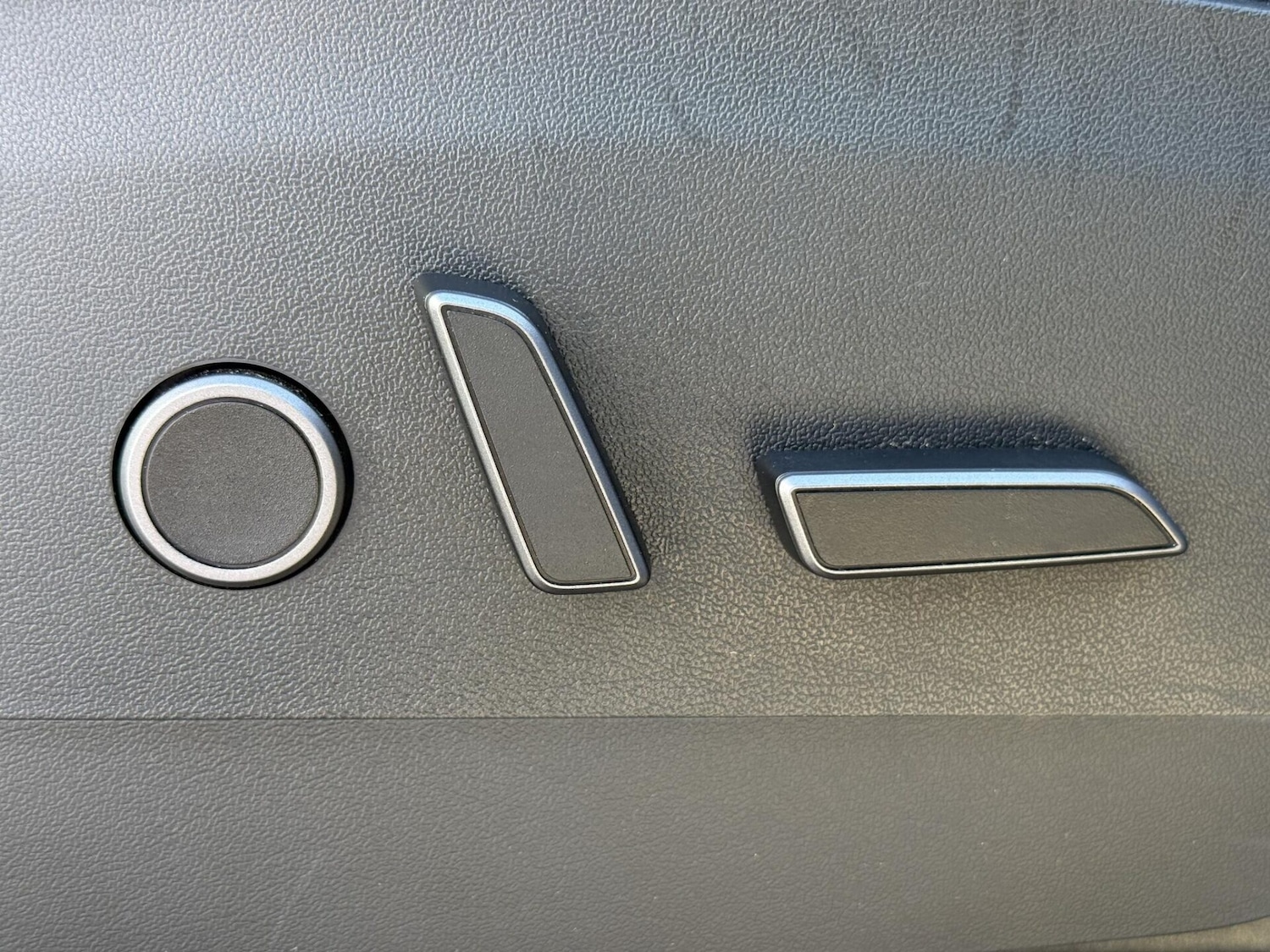 Used Tesla Model Y 2023 for sale - 78080063: Photo 32