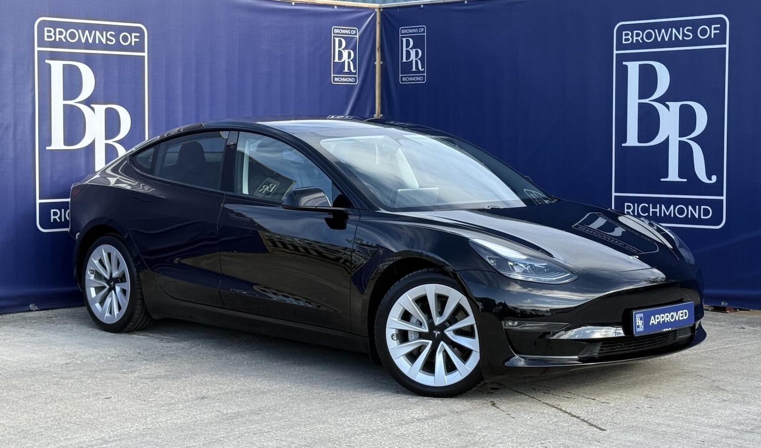 Used Tesla Model 3 2022 for sale - 76220558: Photo 1