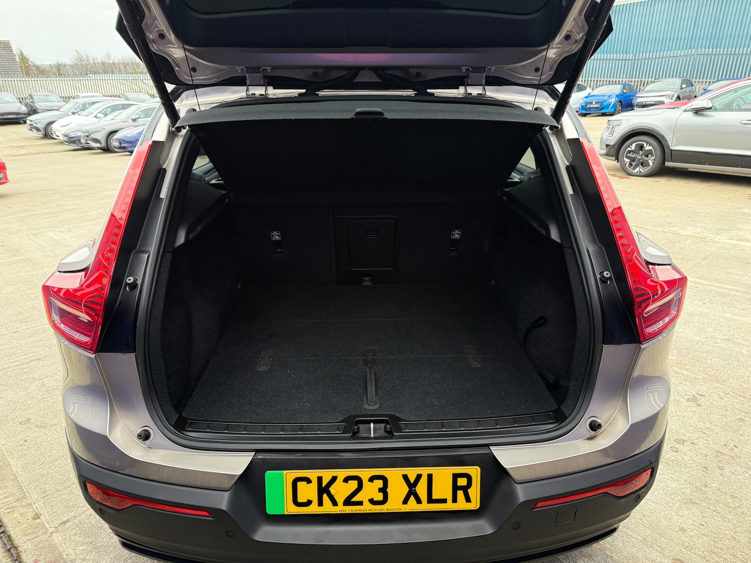 Used Volvo XC40 2023 for sale - 77208225: Photo 19