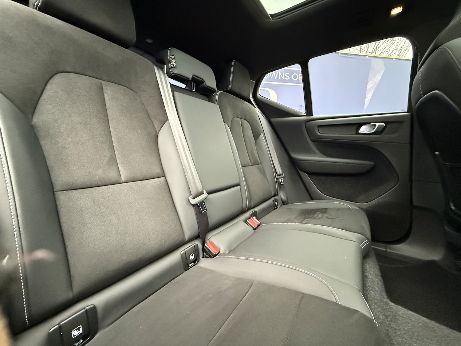 Used Volvo XC40 2023 for sale - 77208225: Photo 22