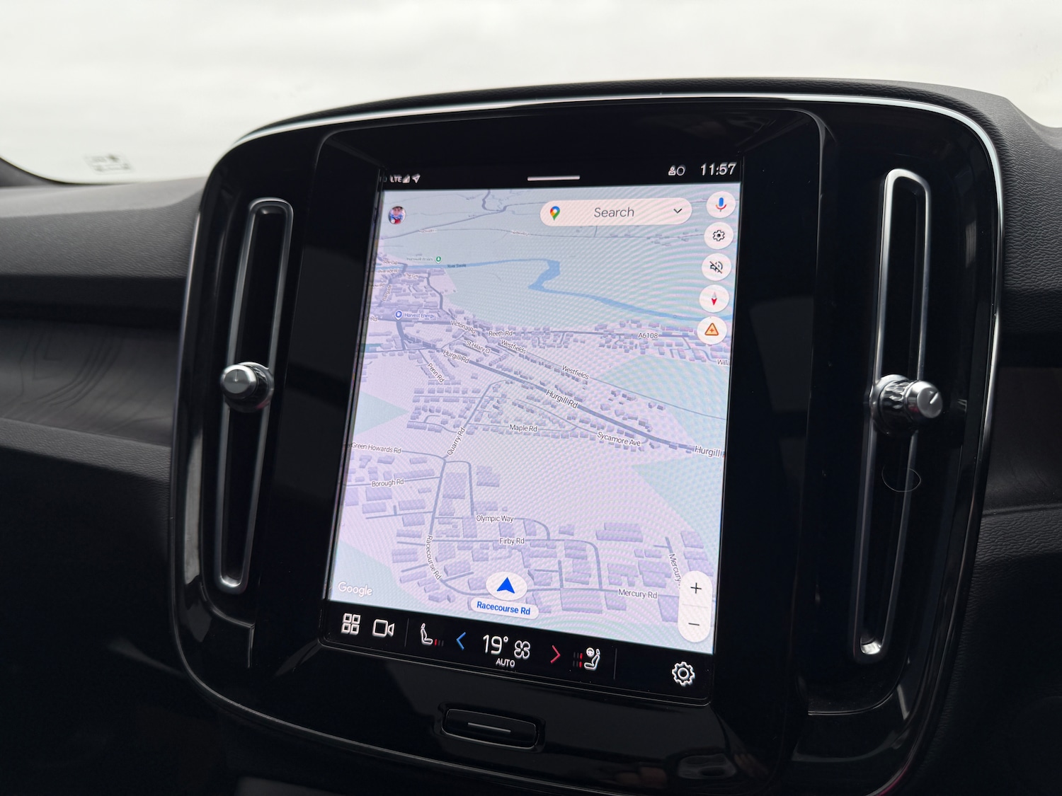 Used Volvo XC40 2023 for sale - 77208225: Photo 40