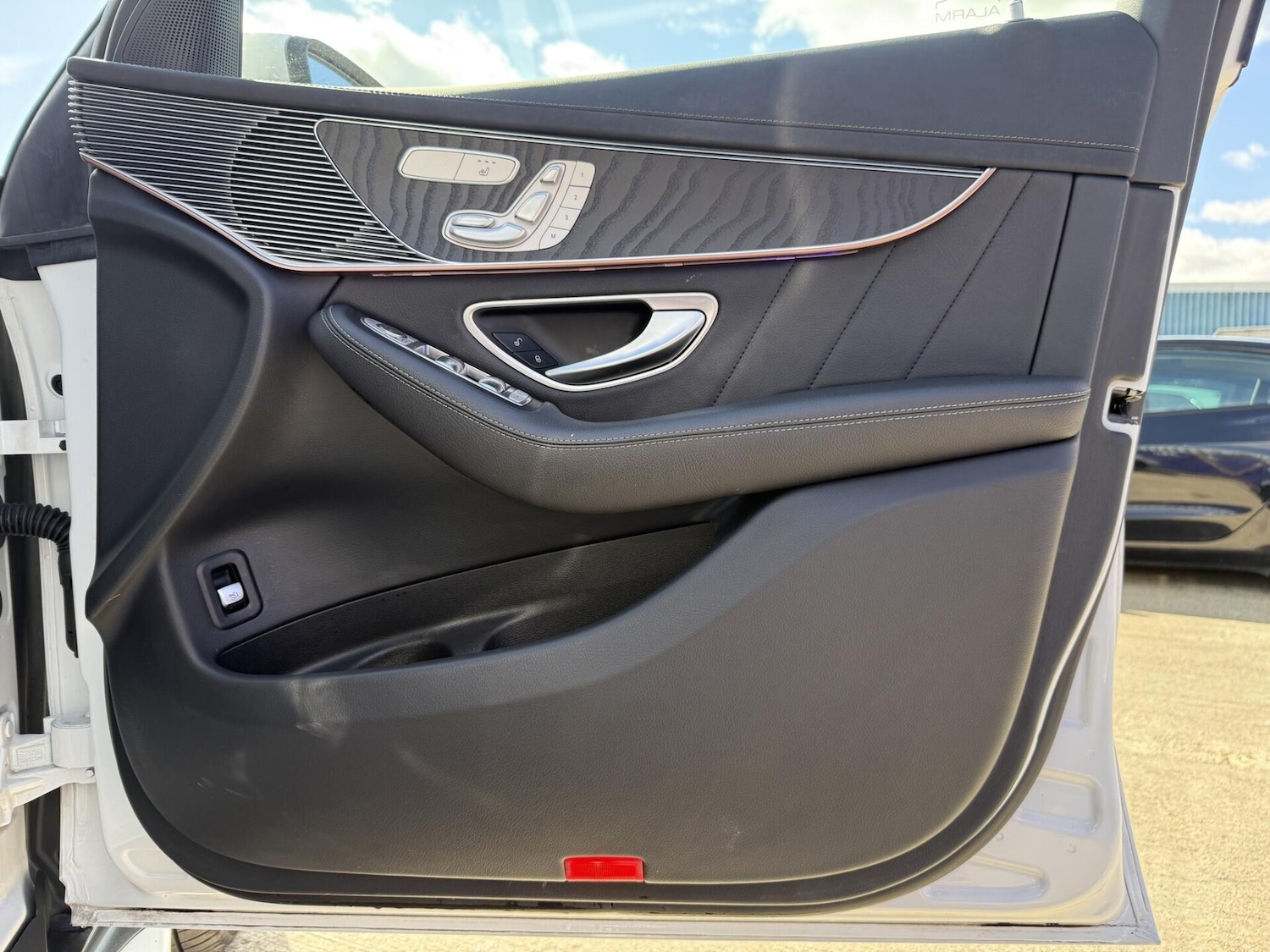 Used Mercedes-Benz EQC 2023 for sale - 78108268: Photo 31