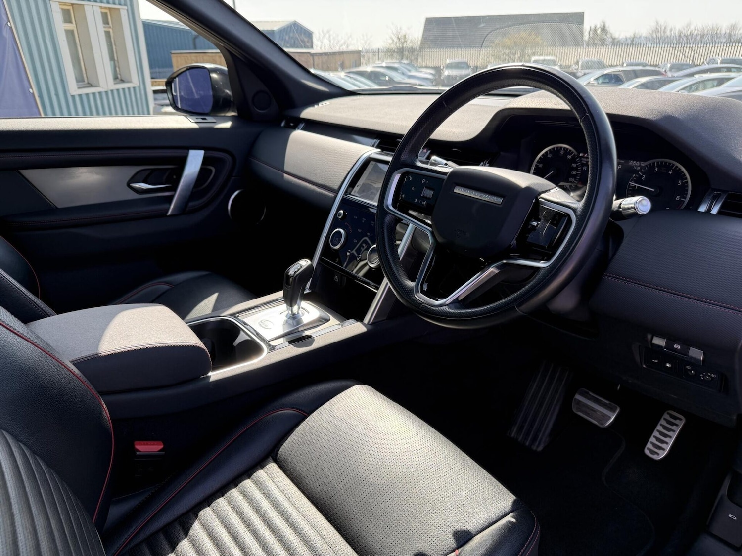 Used Land Rover Discovery Sport 2022 for sale - 78164571: Photo 2