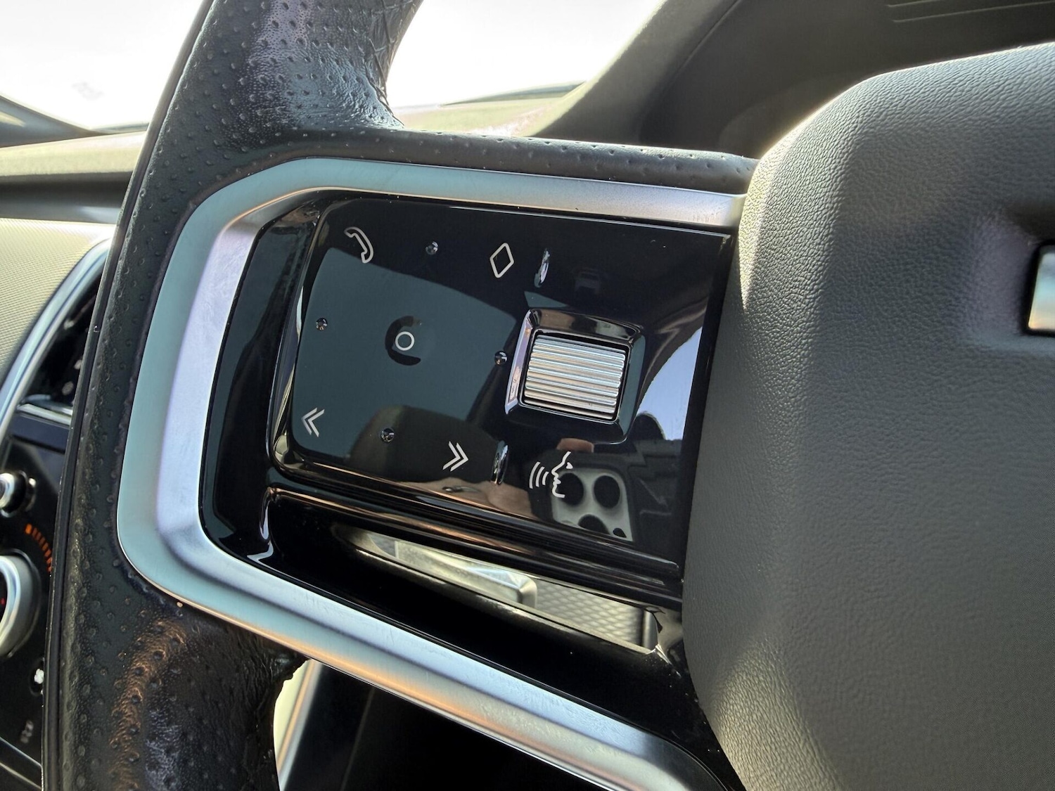 Used Land Rover Discovery Sport 2022 for sale - 78164571: Photo 34