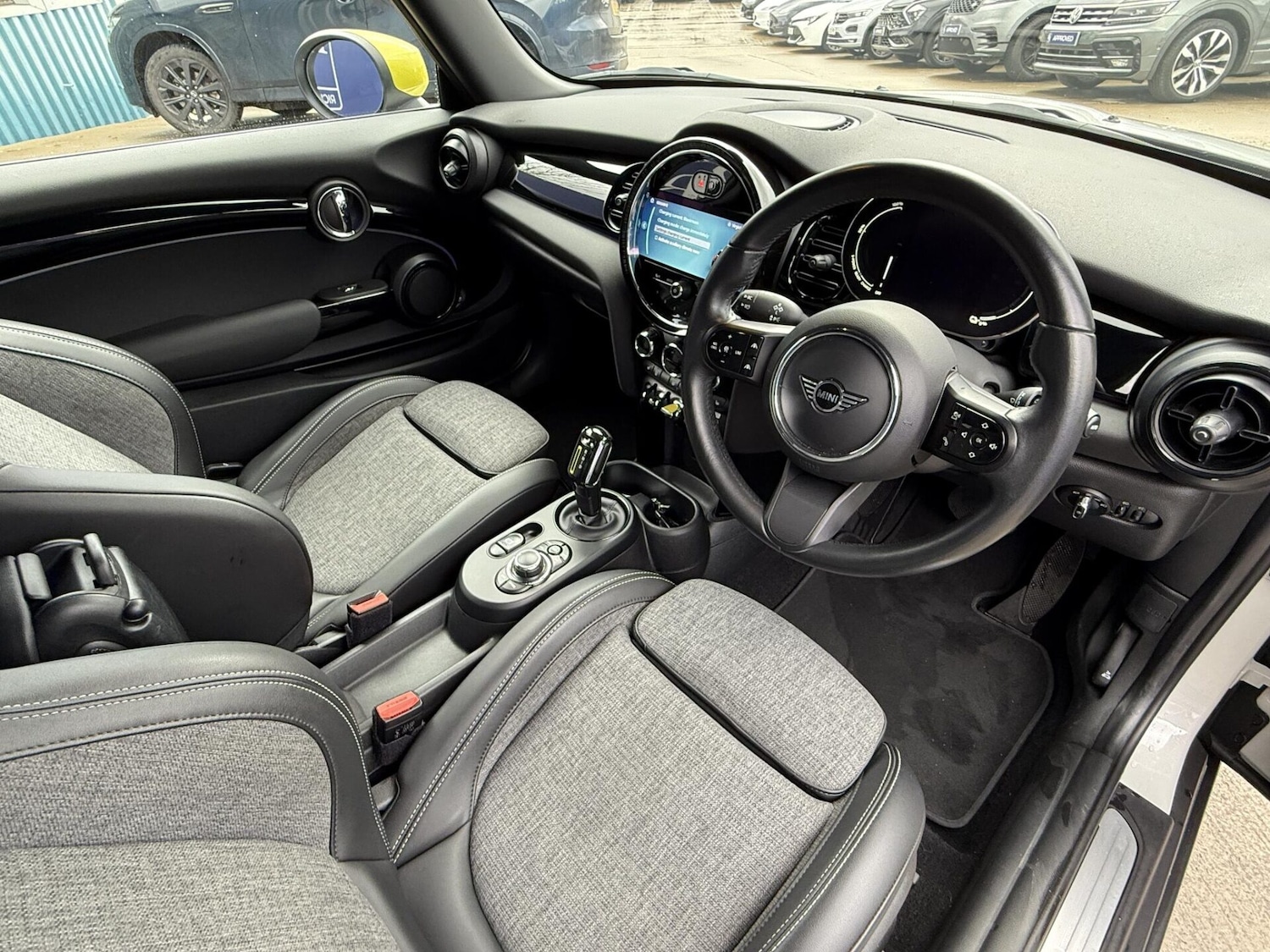 Used MINI Hatch 2021 for sale - 77037226: Photo 3