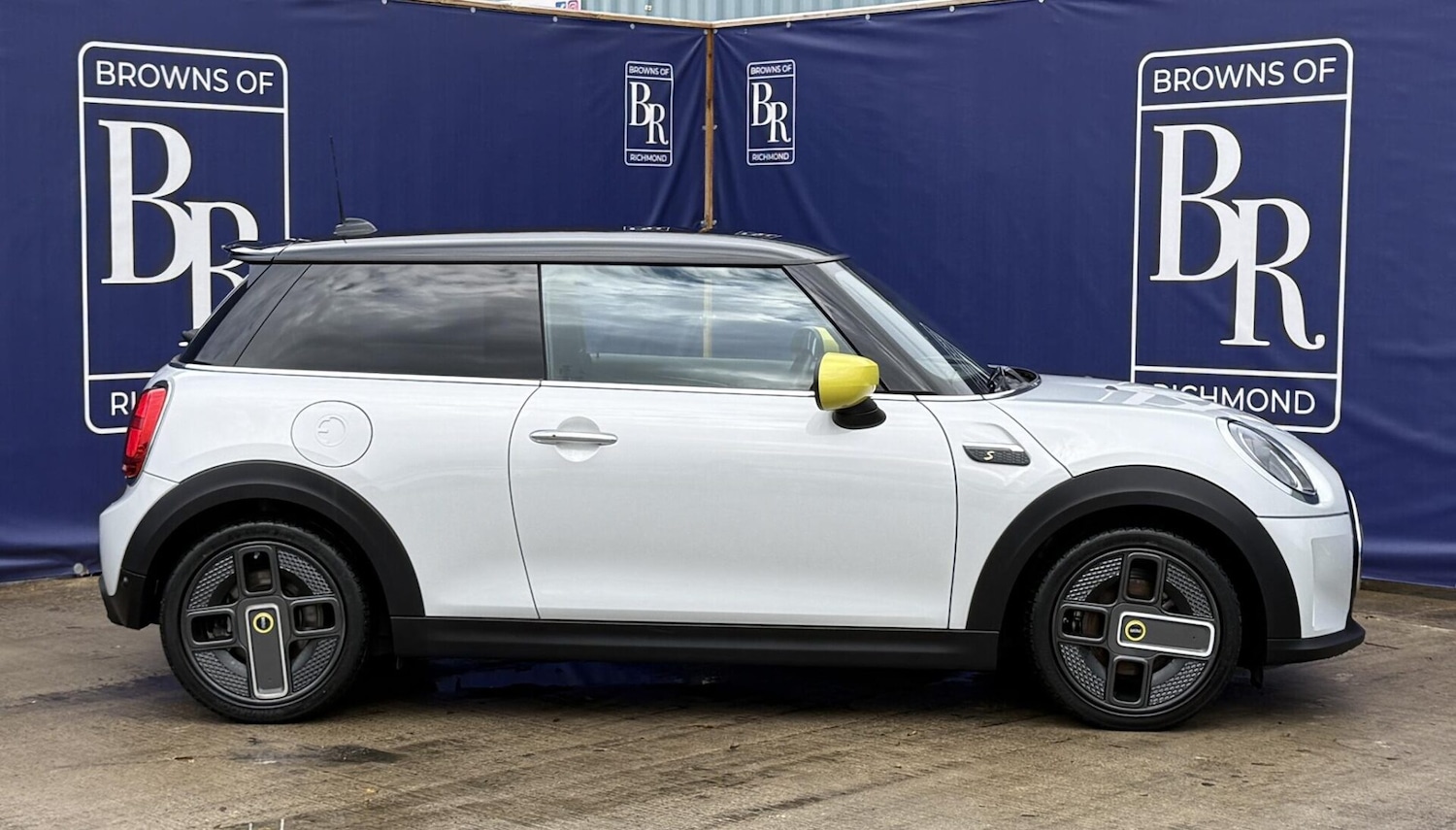 Used MINI Hatch 2021 for sale - 77037226: Photo 4