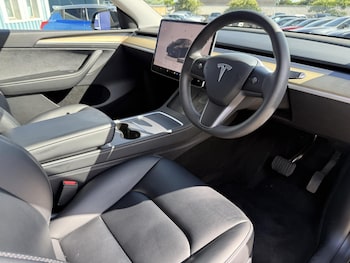 Used Tesla Model Y 2023 for sale - 79090827: Photo