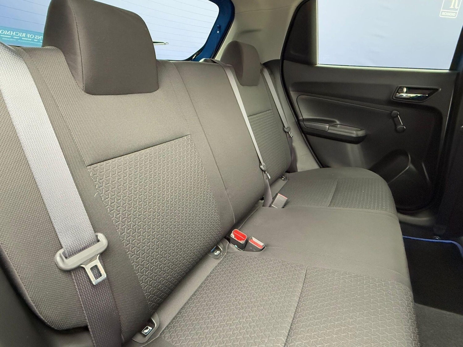 Used Suzuki Swift 2017 for sale - 76736540: Photo 23