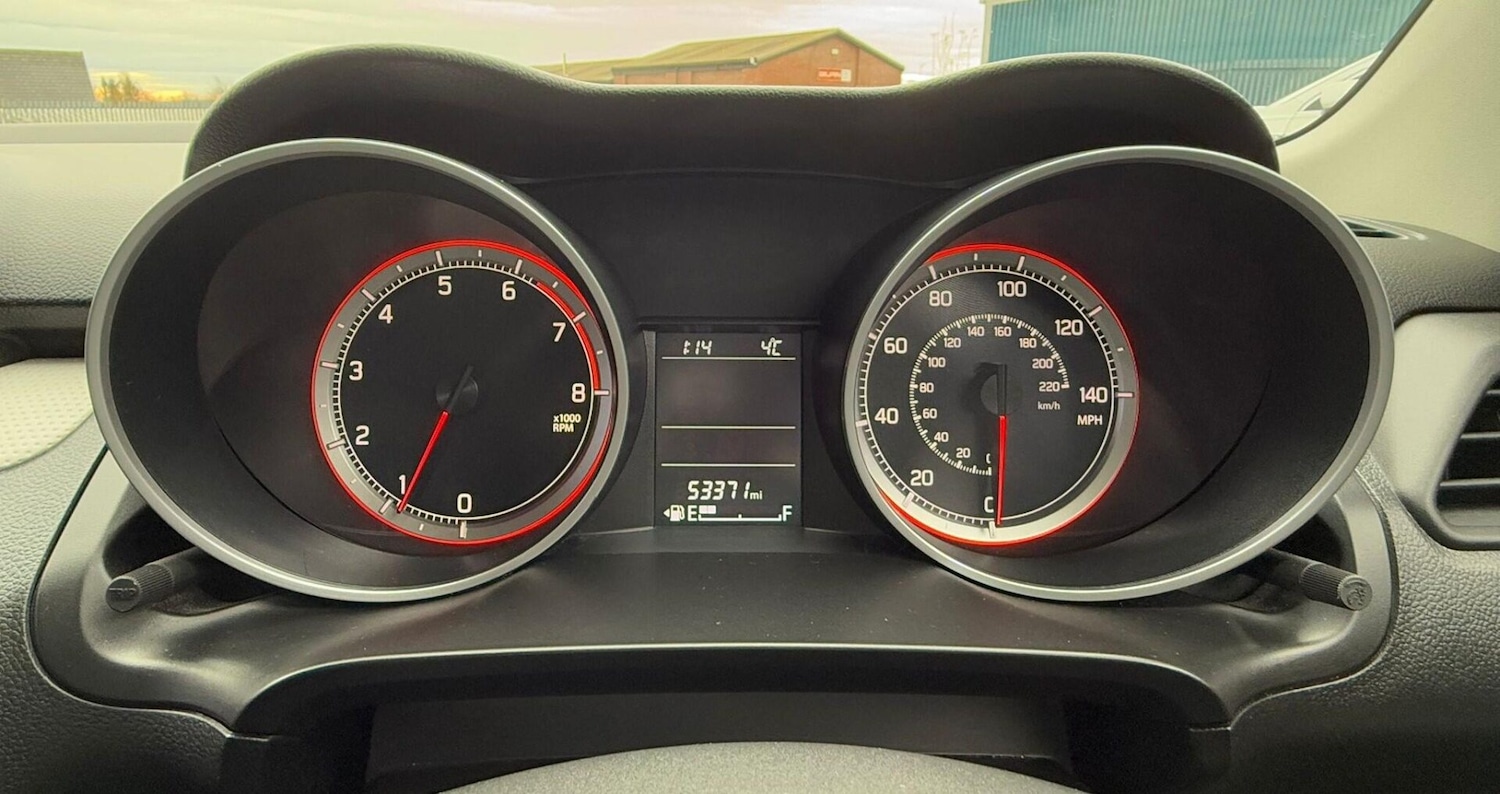 Used Suzuki Swift 2017 for sale - 76736540: Photo 27