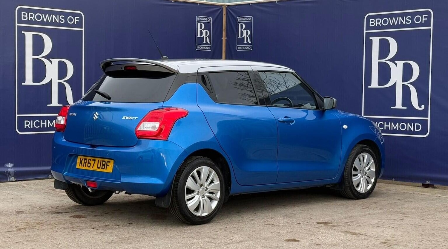 Used Suzuki Swift 2017 for sale - 76736540: Photo 4