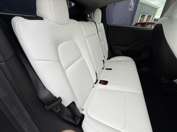 Used Tesla Model Y 2022 for sale - 76231405: Photo 25