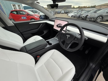 Used Tesla Model Y 2022 for sale - 76231405: Photo 3