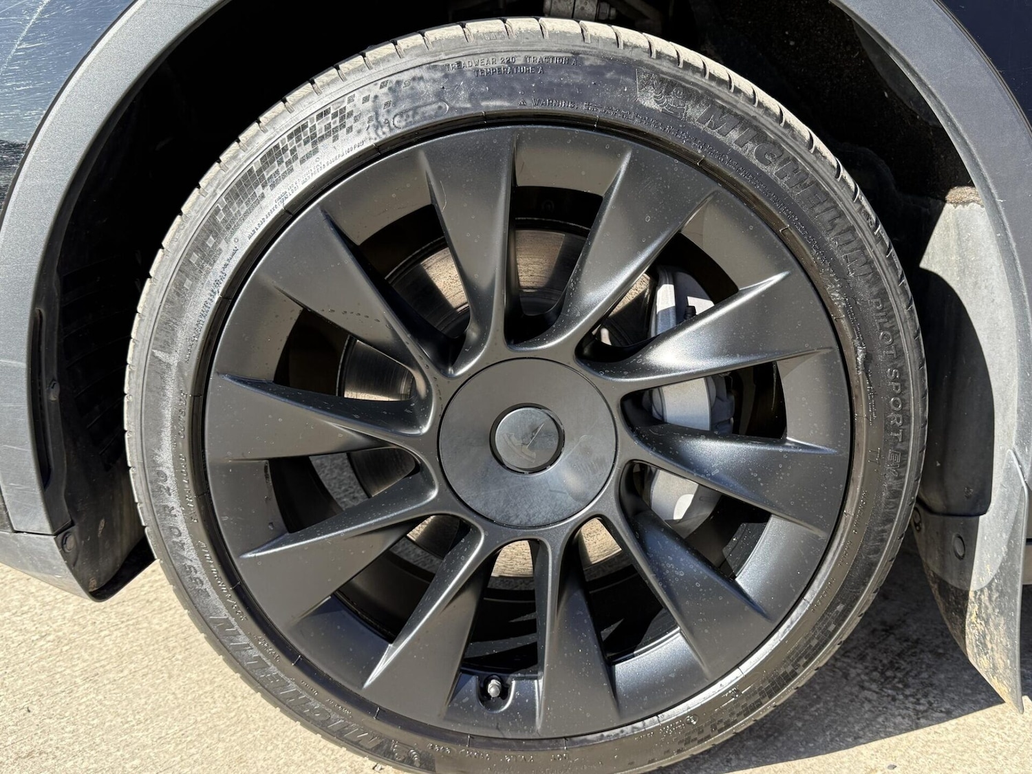 Used Tesla Model Y 2023 for sale - 78001621: Photo 17