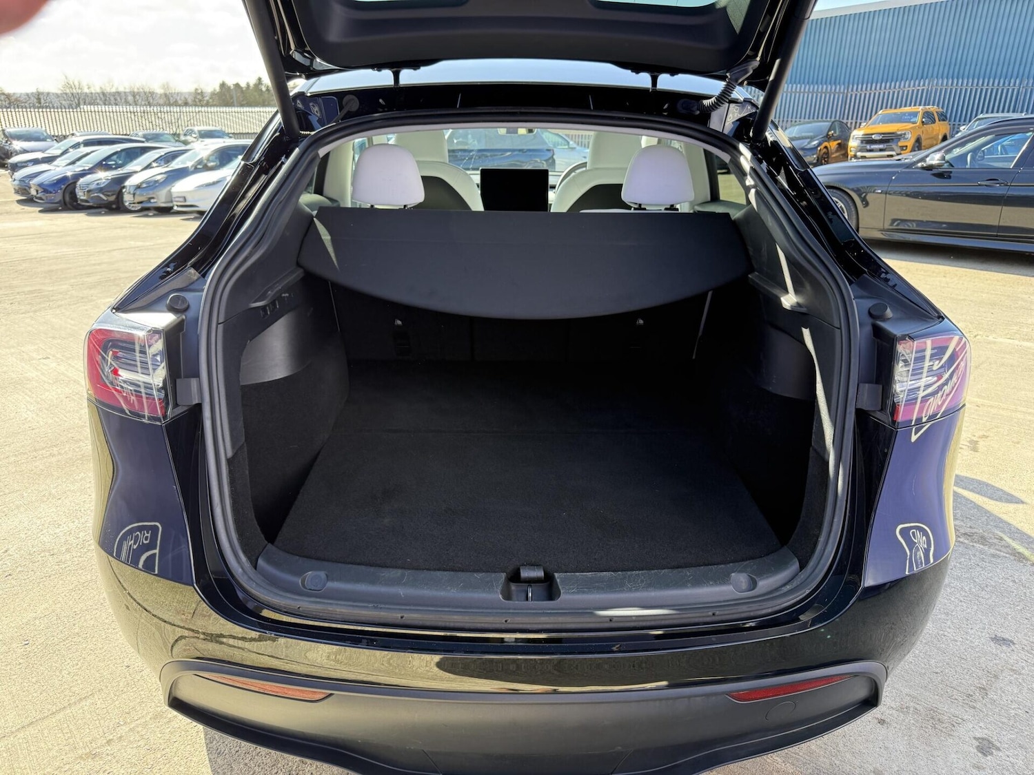 Used Tesla Model Y 2023 for sale - 78001621: Photo 21