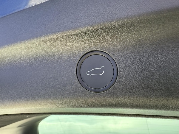 Used Tesla Model Y 2023 for sale - 76194641: Photo 23