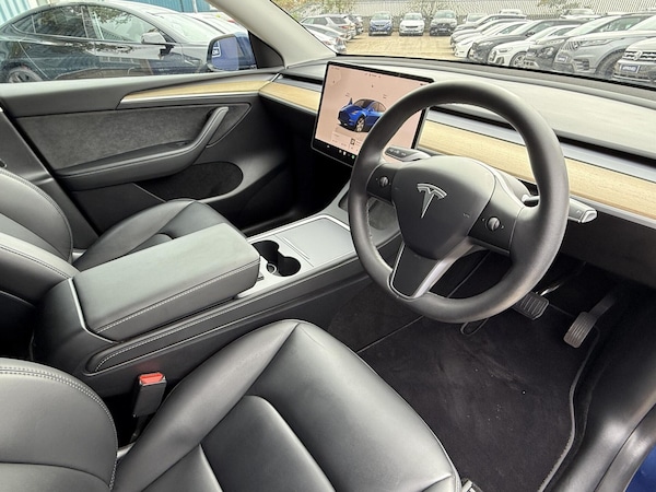 Used Tesla Model Y 2023 for sale - 76194641: Photo 3