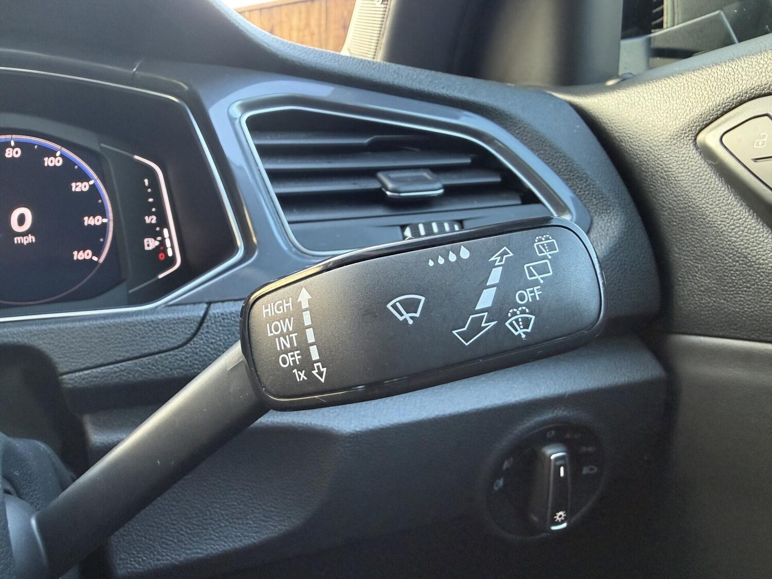 Used Volkswagen T-Roc 2020 for sale - 77729002: Photo 36