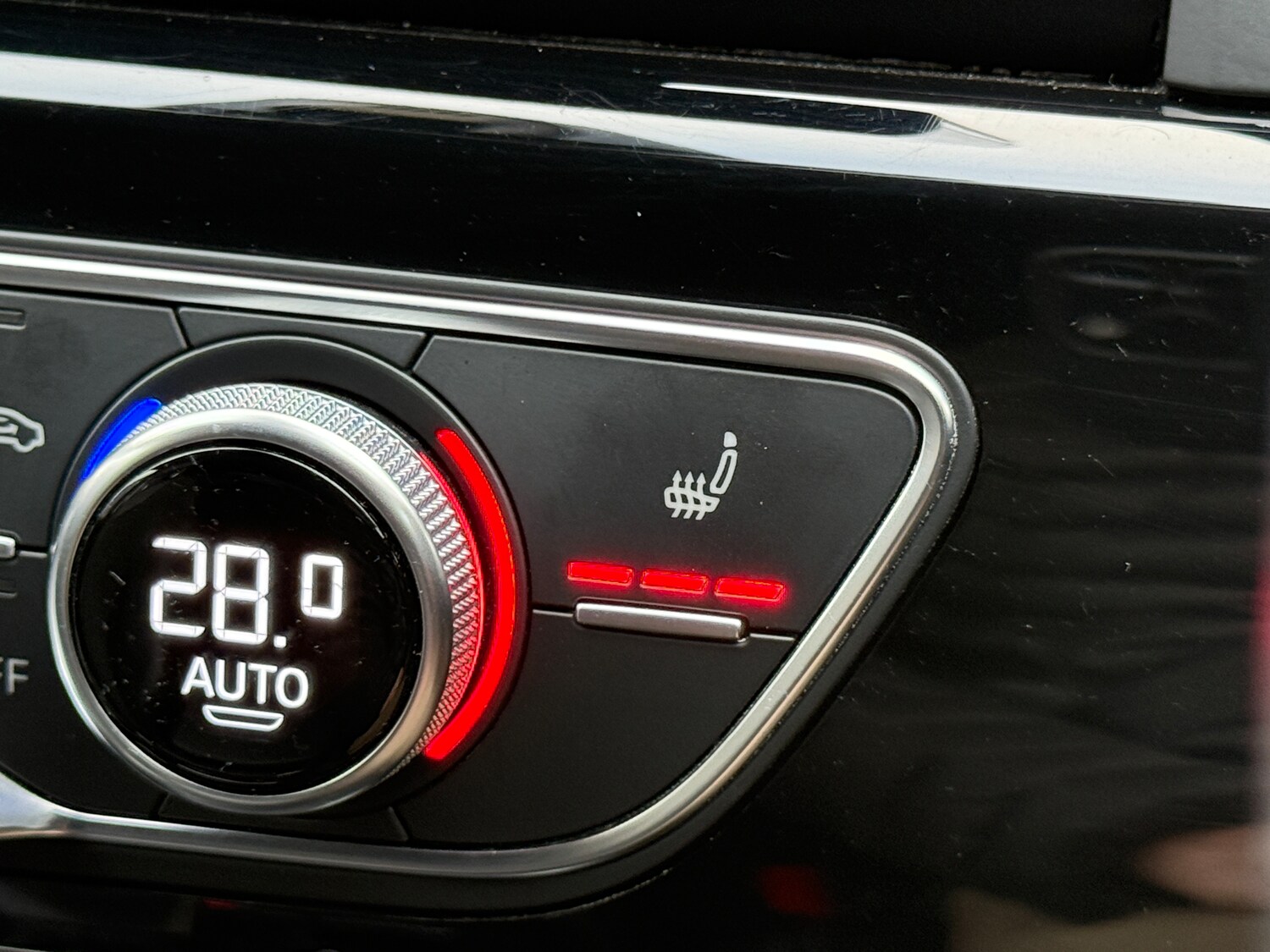 Used Audi A4 2020 for sale - 77208254: Photo 36