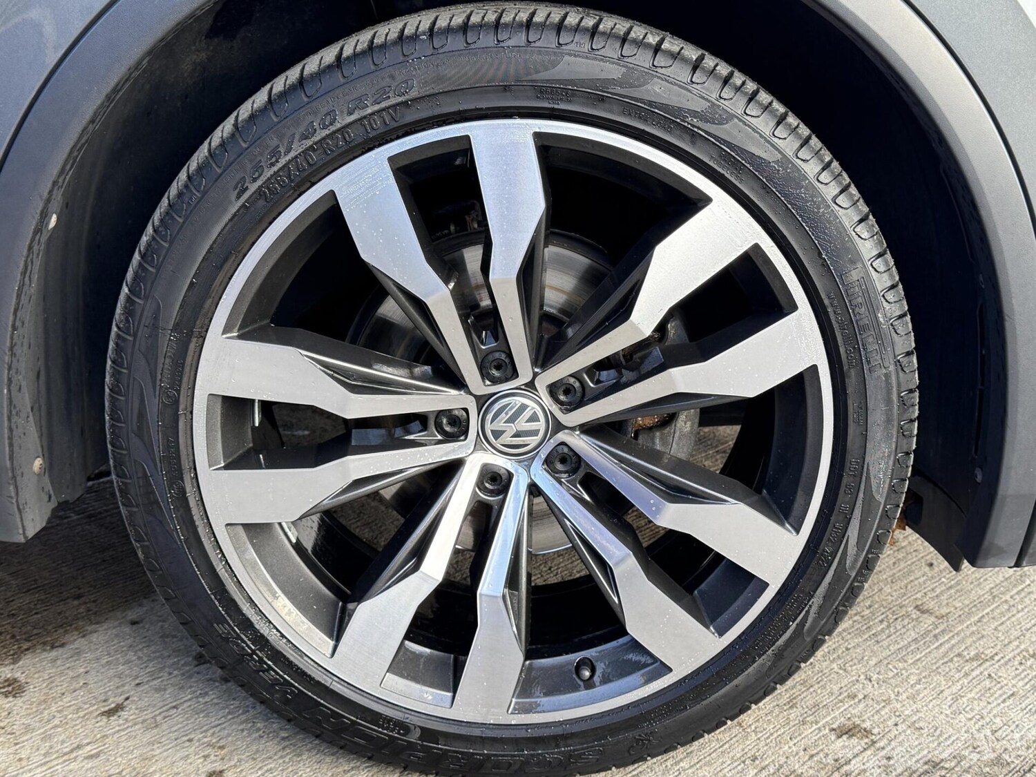 Used Volkswagen Tiguan 2019 for sale - 75987379: Photo 16