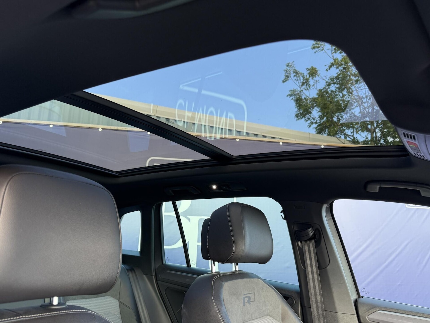 Used Volkswagen Tiguan 2019 for sale - 75987379: Photo 39
