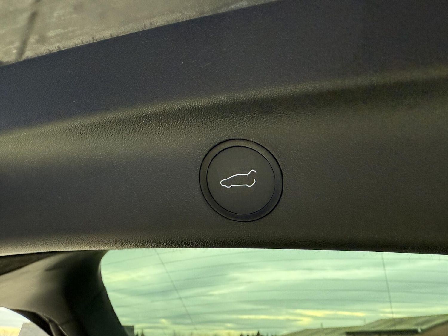 Used Tesla Model Y 2022 for sale - 76710635: Photo 23