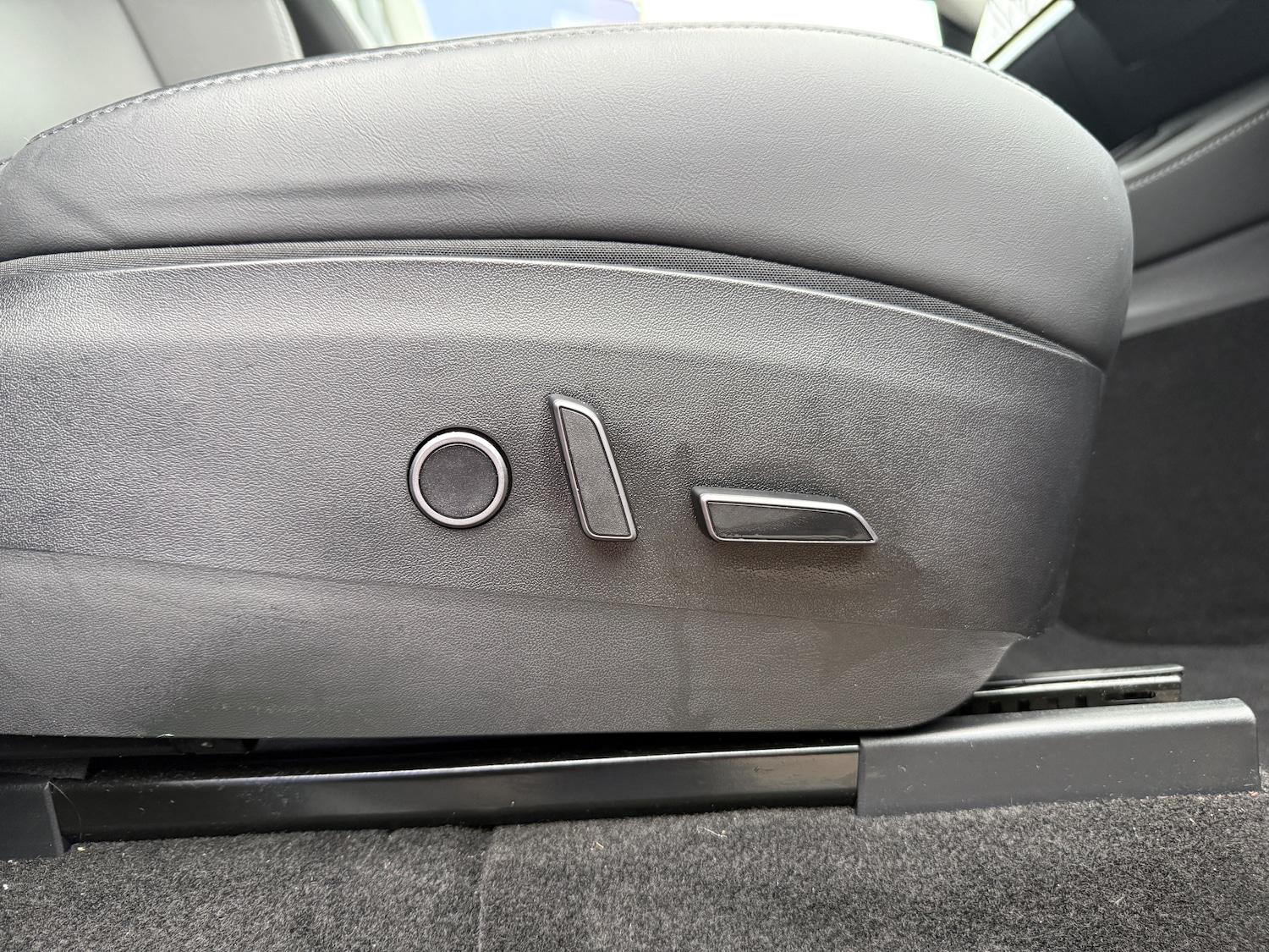 Used Tesla Model Y 2023 for sale - 77208250: Photo 28