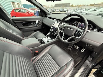 Used Land Rover Discovery Sport 2022 for sale - 76481202: Photo