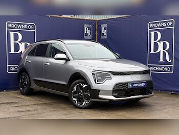 Used Kia Niro 2023 for sale - 77037180: Photo