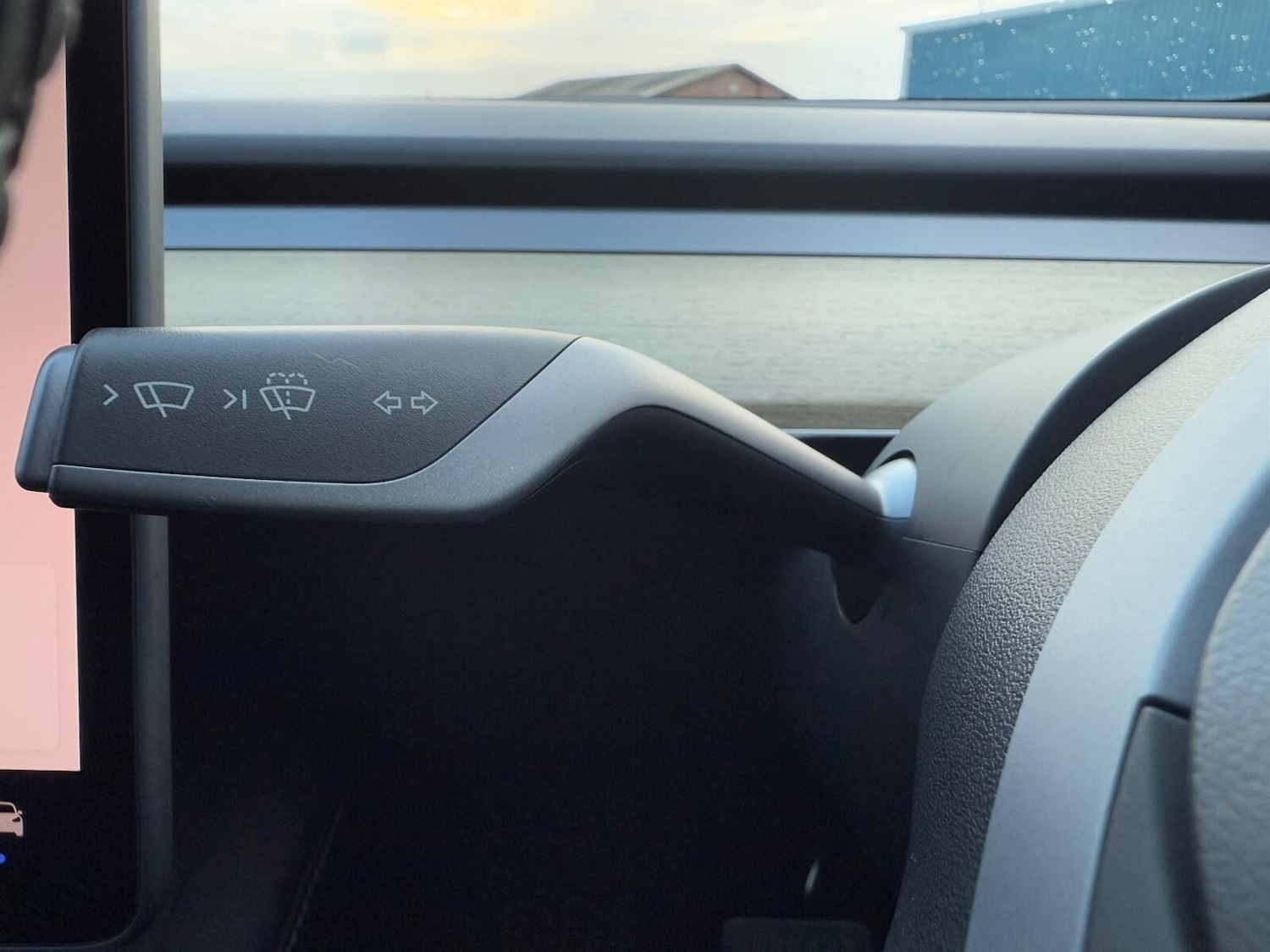 Used Tesla Model Y 2023 for sale - 76685619: Photo 31