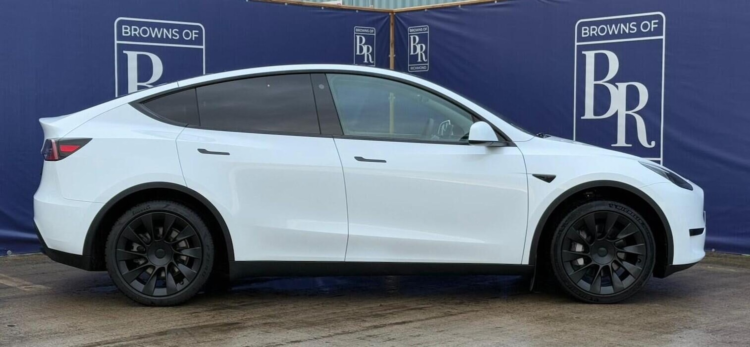 Used Tesla Model Y 2023 for sale - 76685619: Photo 4