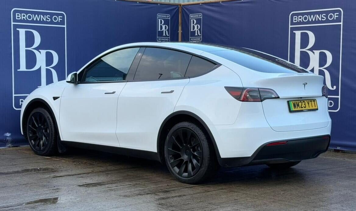 Used Tesla Model Y 2023 for sale - 76685619: Photo 8