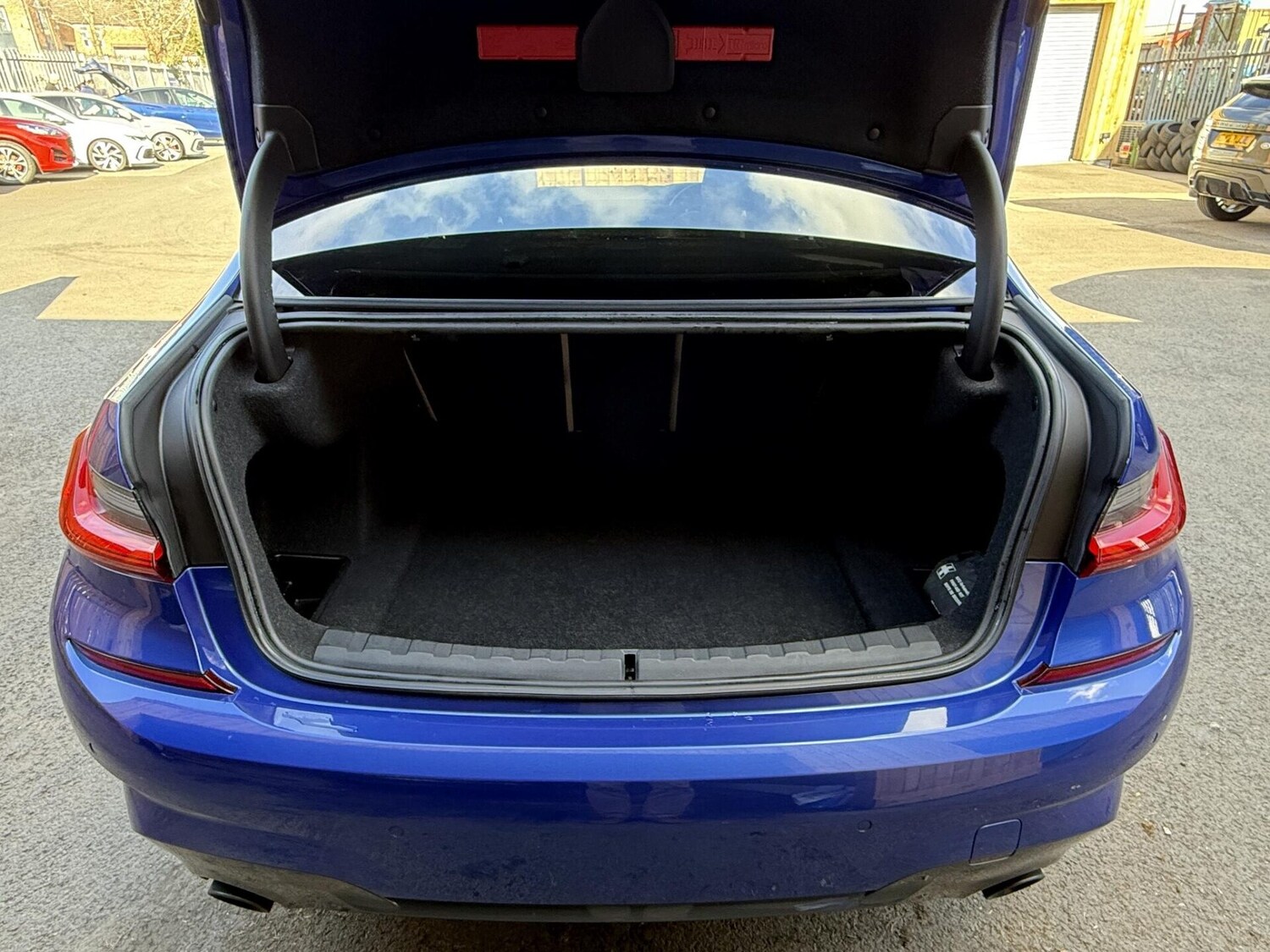 Used BMW 3 Series 2019 for sale - 78056059: Photo 20